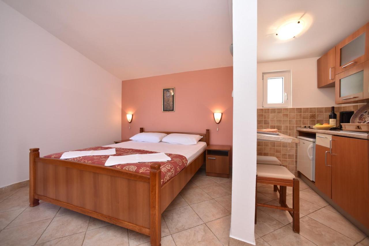 Apartmani Soljaga Petrovac Exterior foto